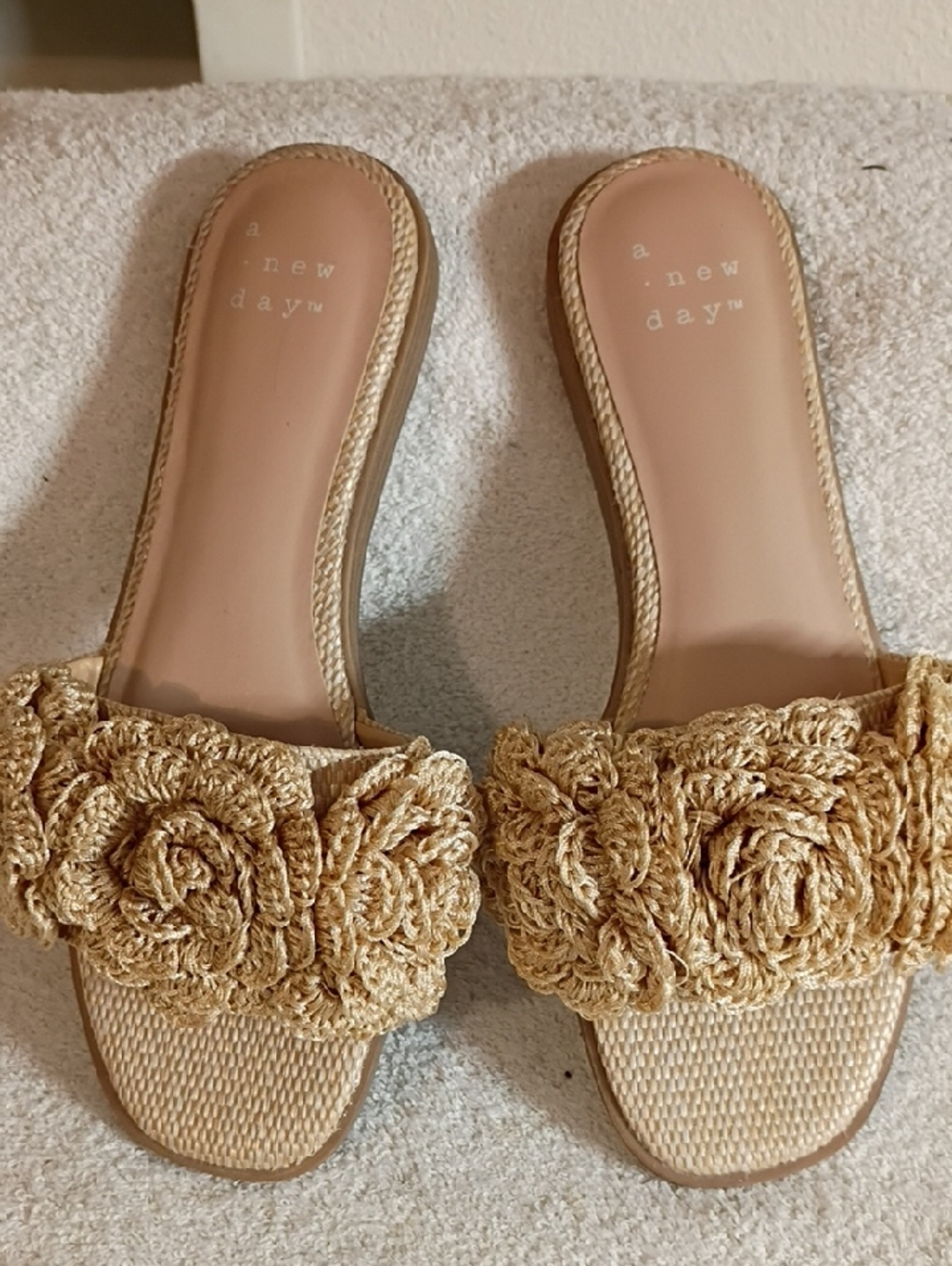 Women's Slides